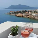 Aparthotel Anemolia 3*