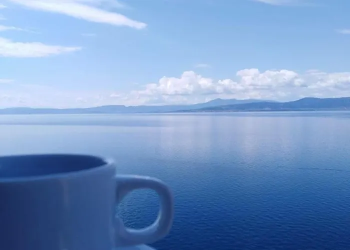 Aparthotel Anemolia 3*