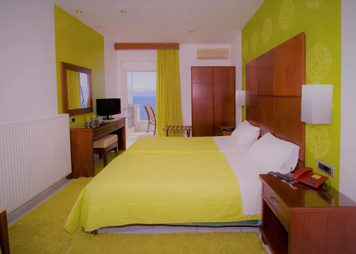 Anemolia Aparthotel 3*