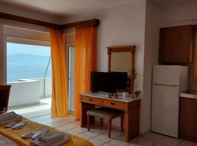 Anemolia Aparthotel 3*